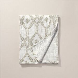 Hearth & Hand Magnolia Trellis Pattern Cotton Throw Blanket Green/Cream